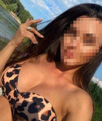 Живу в Москве, и у меня есть все, чтобы сделать твои фантазии реальностью. Мои услуги включают классический и эротический массаж, оральный и классический секс, стриптиз и многие другие удовольствия. У меня есть отличные отзывы, которые подтверждают мою профессионализм и страсть. Я гарантирую полную конфиденциальность и дискретность, так что можешь расслабиться и наслаждаться. Смотри мои фото и давай встретимся, чтобы попробовать все, что ты можешь себе представить! 💋🔥 8385, 22 года